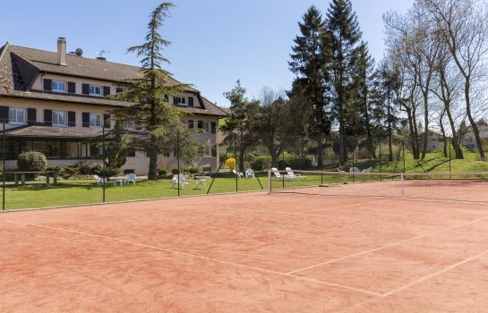 Tennisplatz Hôtel Rey du Mont Sion The Originals City Saint-Julien-en-Genevois Sud (ex Inter-Hotel)