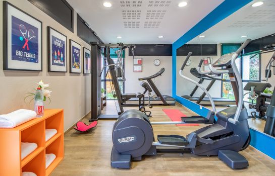 Salle De Sport Six Fours Low Cost Zenitude Hotel Residence Toulon Six Fours Les Plages Six Fours Les Plages Hotel Info