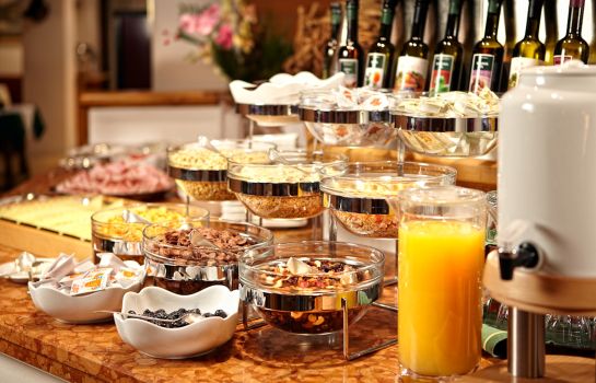 Frühstücks-Buffet Zum Hirschen Hotel Restaurant