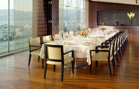 Hotel Swissotel Grand Efes In Izmir Hotel De