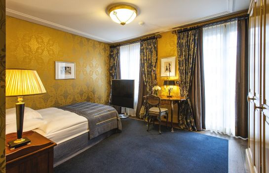 Zimmer Les Trois Rois Grand Hotel