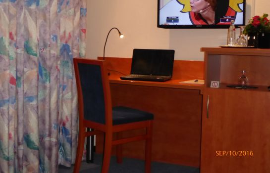 Astoria Nichtraucherhotel In Ratingen Hotel De
