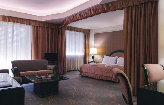 Suite Excelsior Grand Hotel