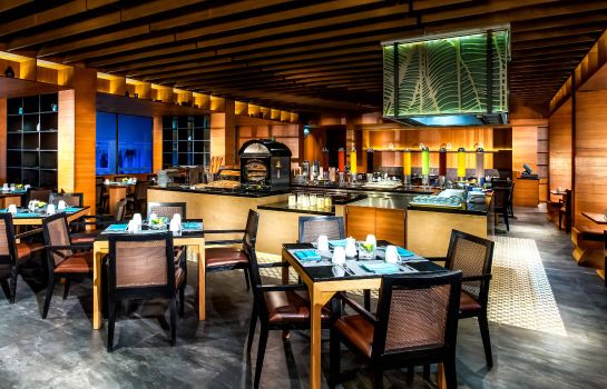 Restaurant Le Méridien Phuket Beach Resort