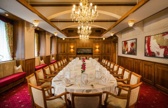 Restaurant Parkhotel Graz – Traditional Luxury