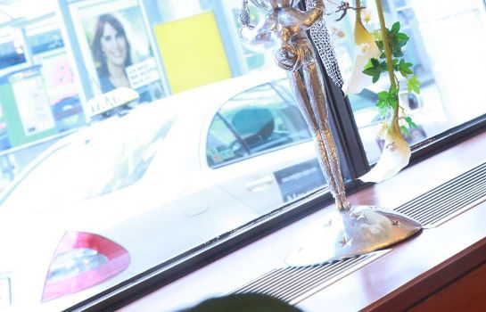Hotel Monopol Frankfurt Am Main Great Prices At Hotel Info