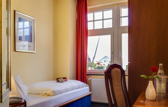 Center Hotel Deutsches Haus Mittweida Great Prices At Hotel Info