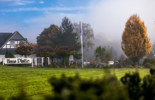 Platte Romantik Hotel Attendorn Great Prices At Hotel Info