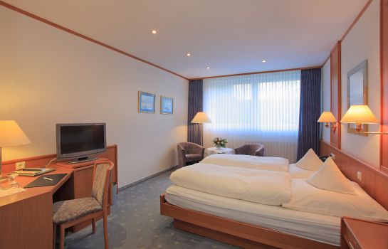 Lampes Posthotel Delligsen Grunenplan Great Prices At Hotel Info