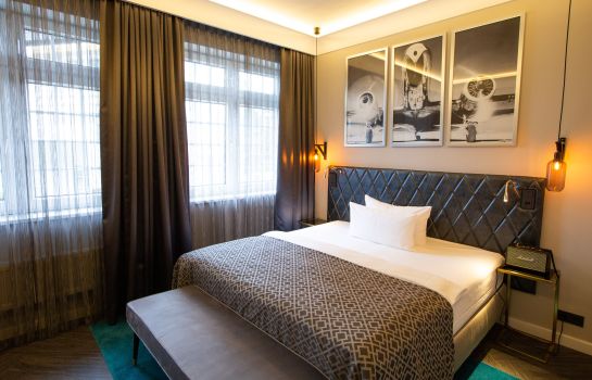 Boutique Hotel Poppenbutteler Hof In Hamburg Hotel De