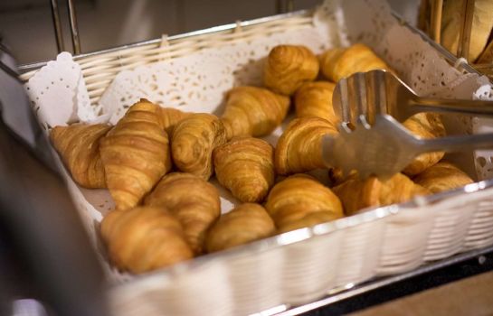 Best Western Hotel Ile De France Chateau Thierry Hotel Info