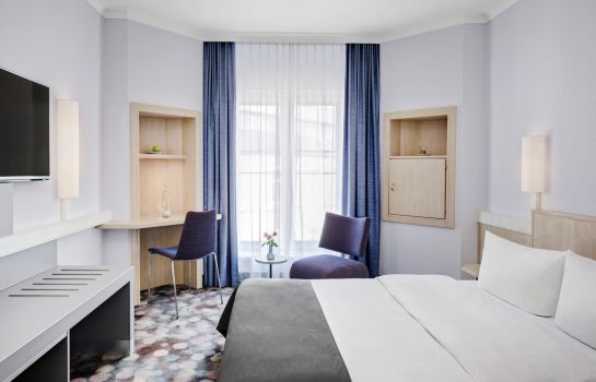 Double room (standard) IntercityHotel Altona