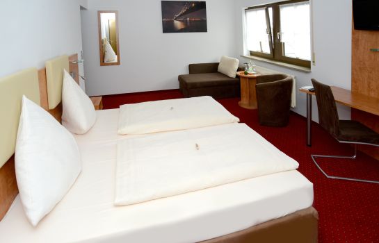 Hotel Jagerhof Roth Great Prices At Hotel Info