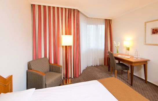 Room Leonardo Hotel Düsseldorf City Center