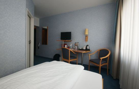 Hotel Deutsches Haus Bonn Great Prices At Hotel Info
