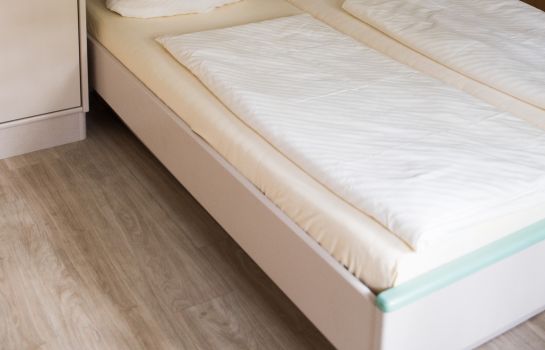 Hotel Haus Sonnenschein Hennef Great Prices At Hotel Info