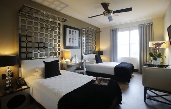 Hotel Room Mate Waldorf Towers In Miami Beach Hotel De