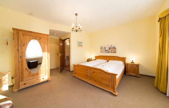 Hotel Simon In Gauting Hotel De