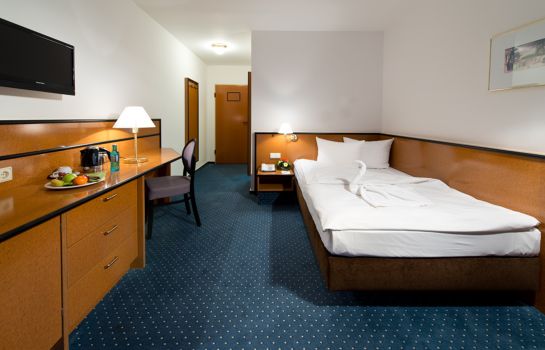 Single room (superior) ACHAT Hotel Rüsselsheim Frankfurt
