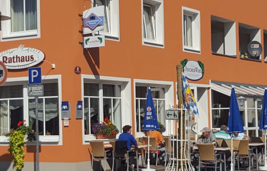 Hotel Cafe Rathaus In Bad Abbach Hotel De