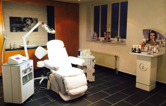 The Royal Inn Park Hotel Fasanerie in Neustrelitz - HOTEL DE