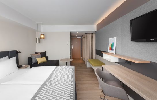 Holiday Inn Munich City Centre In Munchen Hotel De