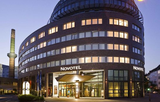 Außenansicht Novotel Hannover