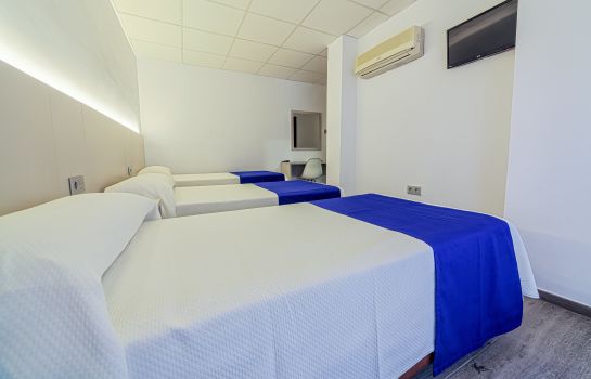 Hotel La Perla - Almería – Great prices at HOTEL INFO