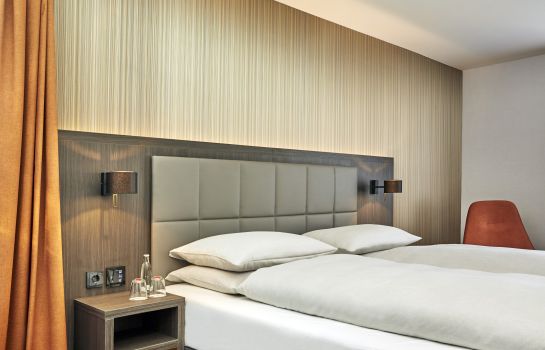 Double room (standard) H4 Hotel Residenzschloß