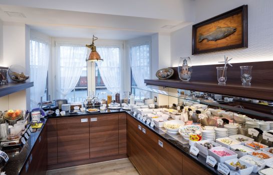 hotel seeschwalbe garni cuxhaven great prices at hotel info