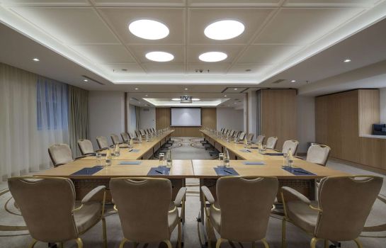 Hotel Athenee Palace Hilton Bucharest In Bukarest Hotel De