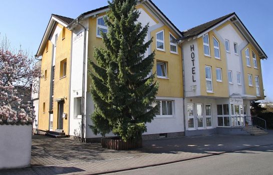 hotel zur bergstrasse garni in zwingenberg hotel de