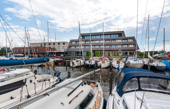 Iselmar Sporthotel Lemmer Lemsterland Hotel Info