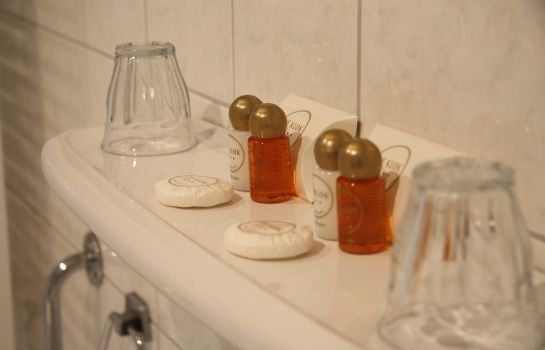 stadshotel de klok breda hotel info