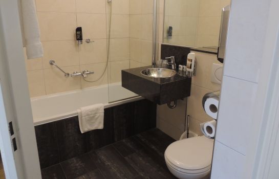 Amadore Hotel Restaurant Arneville in Middelburg - HOTEL DE