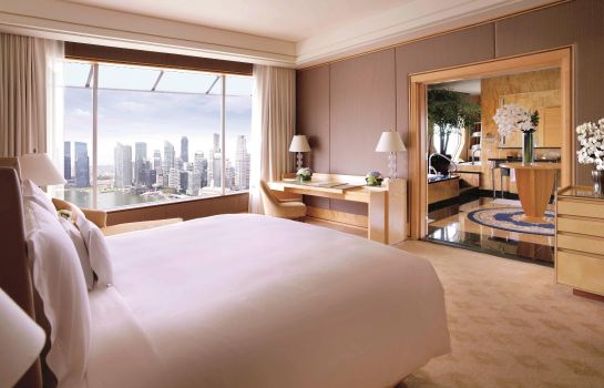 Suite The Ritz-Carlton Millenia Singapore