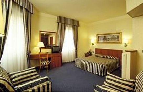 Zimmer De Paris Hotel