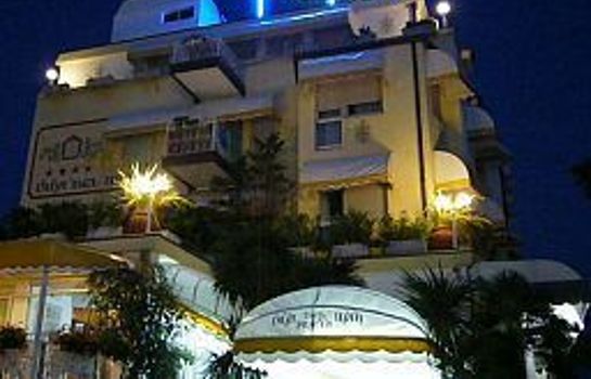 Hotel Vina Del Mar Pineta Jesolo Great Prices At Hotel Info