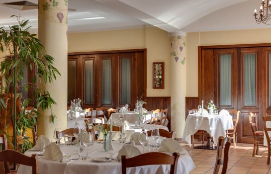 Hotel Milser Landhaus In Duisburg Hotel De