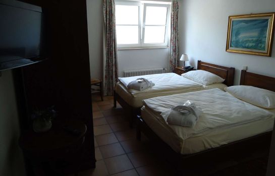 Hotel Milser Landhaus Duisburg Great Prices At Hotel Info