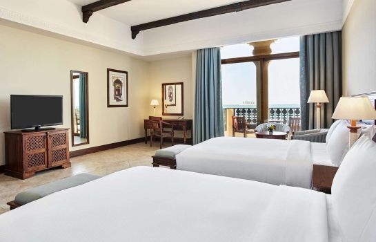 Zimmer Hilton Al Hamra Beach & Golf Resort