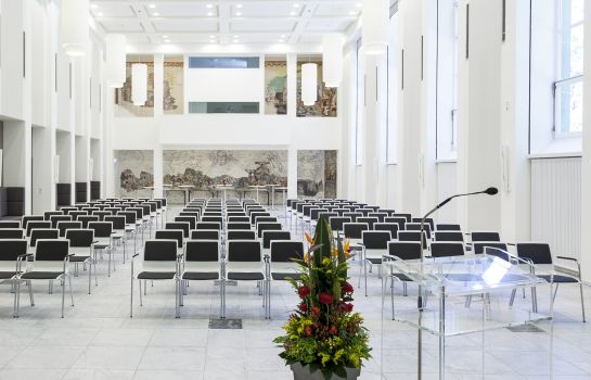 Hotel Kardinal Schulte Haus In Bergisch Gladbach Hotel De