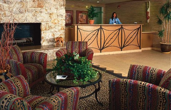 Hotelhalle Safari Inn a Coast Hotel