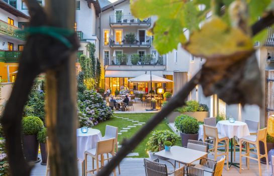 Geniesserhotel Dollerer Goldener Stern In Golling An Der Salzach Hotel De