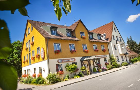 Thb Gasthof Weingut Zum Stern Hotel In Sulzfeld Am Main