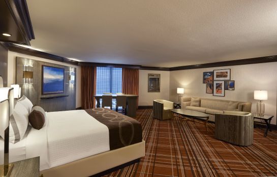 Treasure Island Hotel And Casino In Las Vegas Hotel De