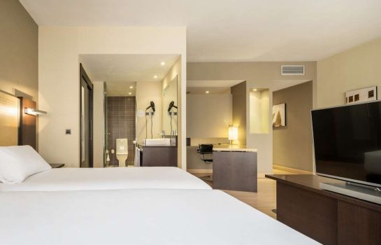Room Ilunion Suites Madrid