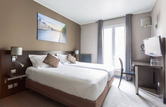 Hotel Jardin De Villiers Logis Paris Great Prices At Hotel Info