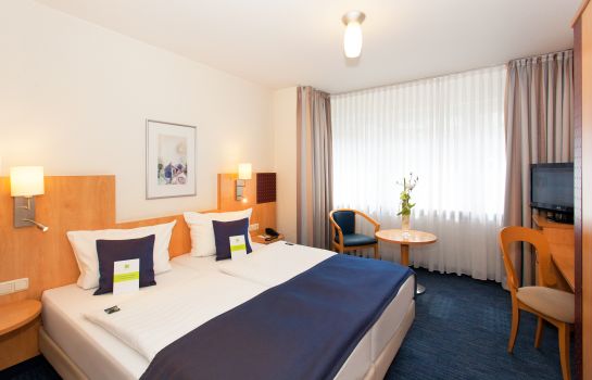 Hotel Favored Scala - Frankfurt am Main – Great prices at HOTEL INFO