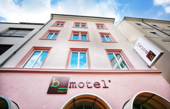 Außenansicht b_smart motel Basel